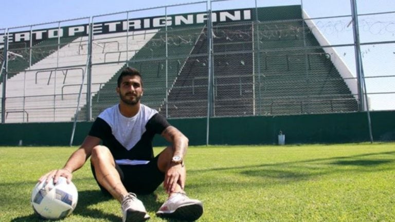 El correntino Emanuel Dening lleva su fútbol a Chipre.