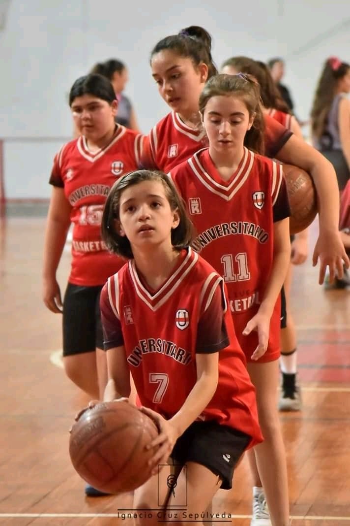 Antonella Copetti, la cordobesita de 11 años que grabó el comercial con Paulo Londra en la Terminal de Ómnibus. (Gentileza familia Copetti)