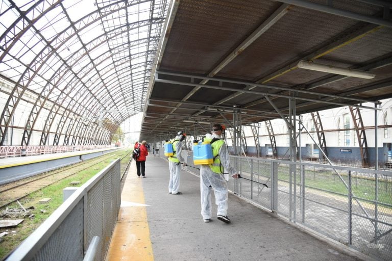 La Municipalidad realiza tareas de desinfección ante el coronavirus (Municipalidad de La Plata)