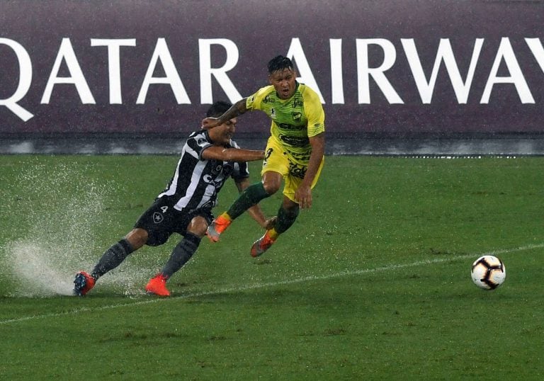 Domingo Blanco ante Botafogo por la Copa Sudamericana