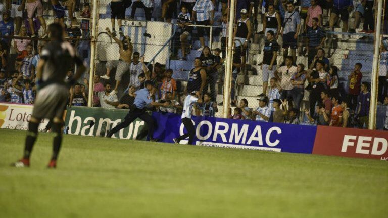 Racing perdió con Estudiantes de San Luis.