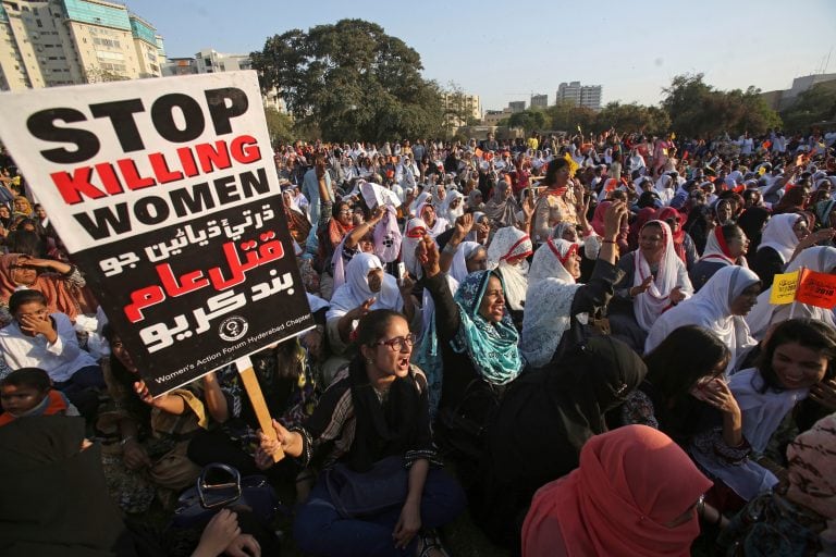 Masivas marchas en Pakistán.