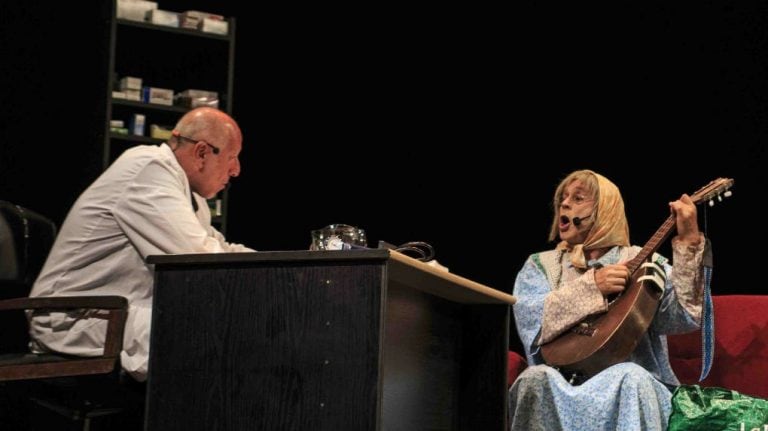 Nuevas funciones para la obra de teatro de Doña Jovita y el doctor Presman.