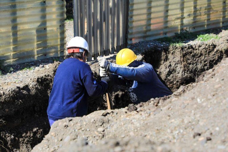 Obra de gas en el Bº La Esperanza - Río Grande.