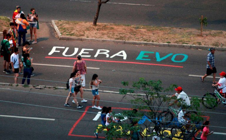 Opositores a Morales se manifiestas en Santa Cruz (DANIEL WALKER / AFP)