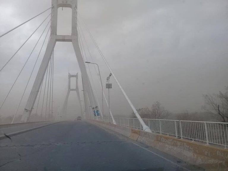 El viento propaga incendios y causa trastornos en la zona de Río Cuarto. Gentileza Pablo Callejón