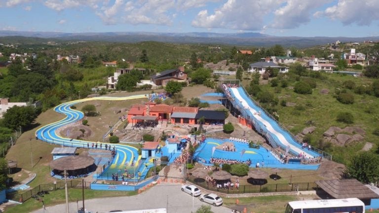 Acuatiboggan en Carlos paz