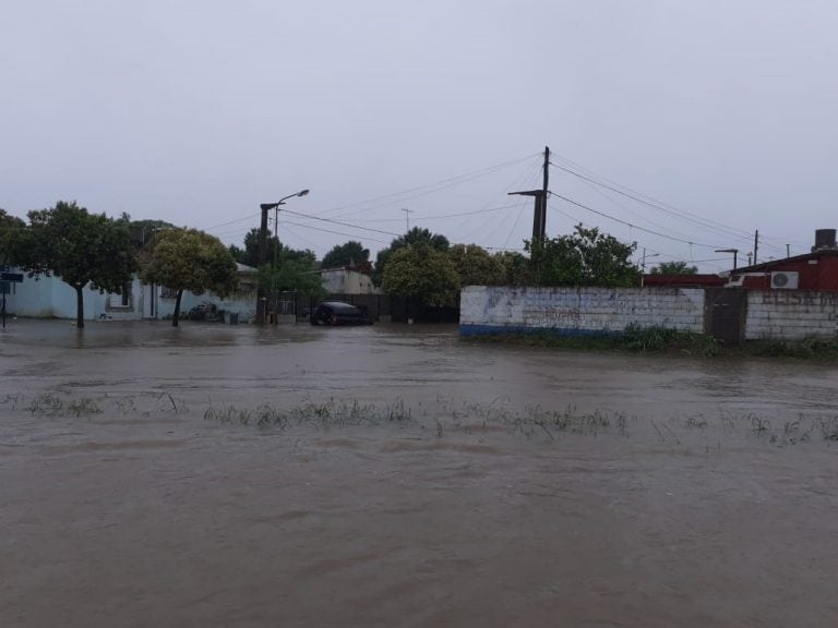 Calles de Arroyito lluvias del dia lunes