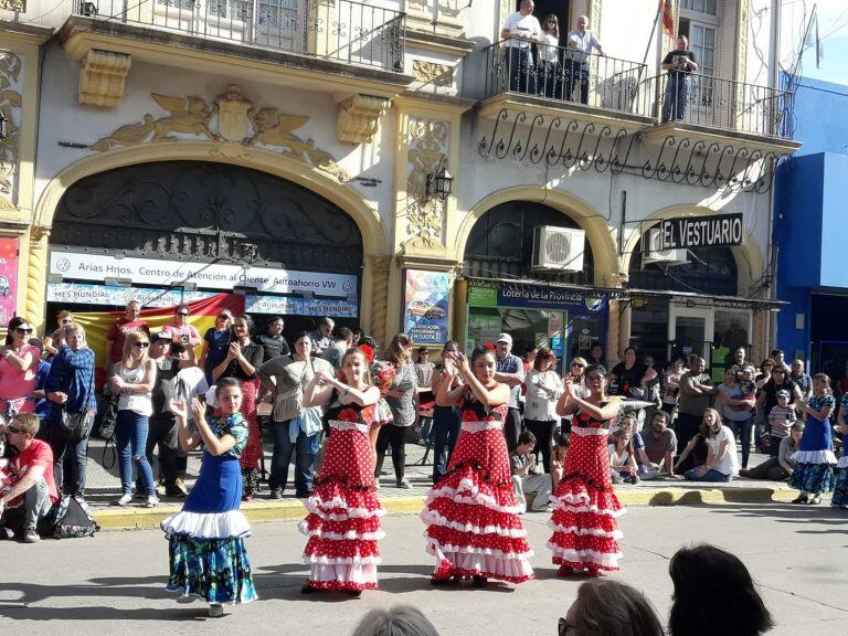 Fiesta de las Colectividades