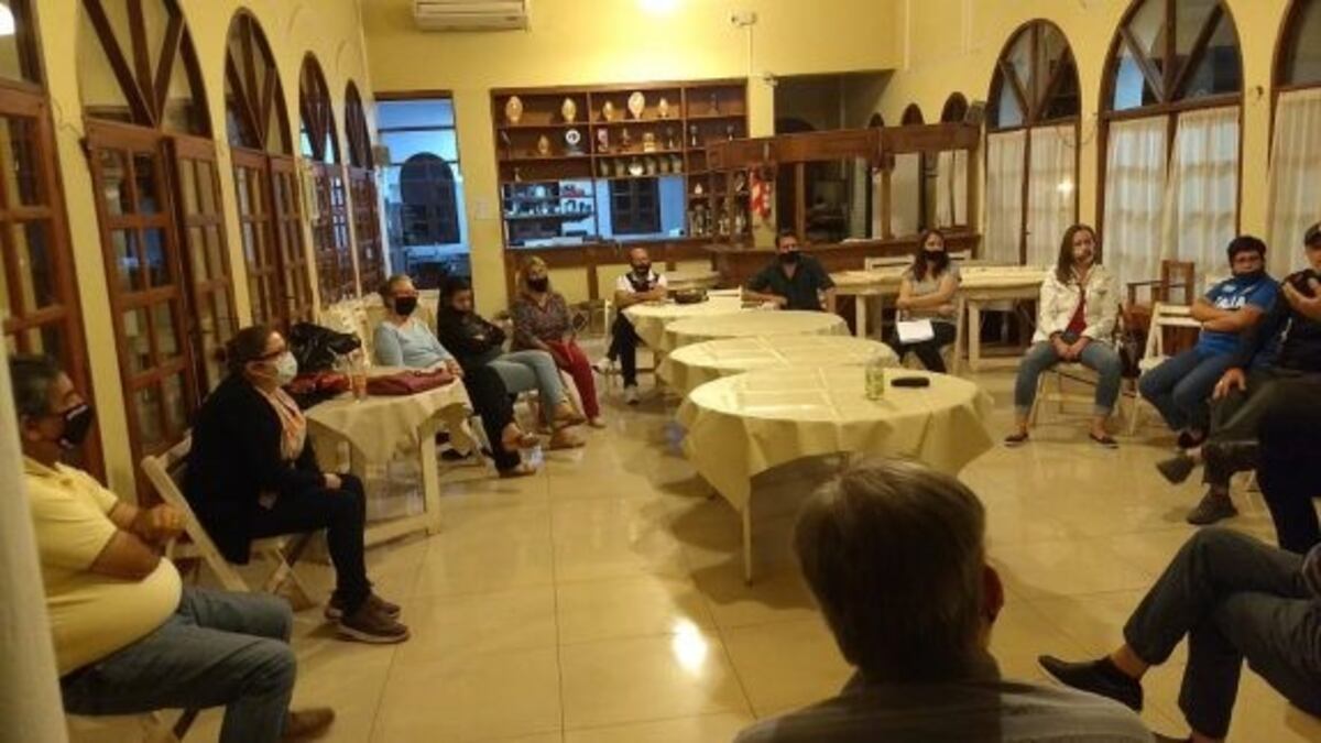 Colectividades recibieron capacitaciones sanitarias para la reapertura de este fin de semana