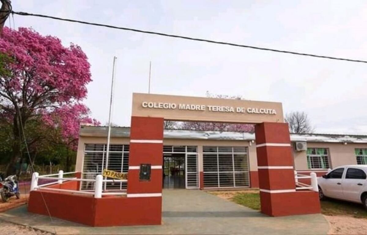Maestro correntino utiliza la radio para dar clases a los chicos del campo