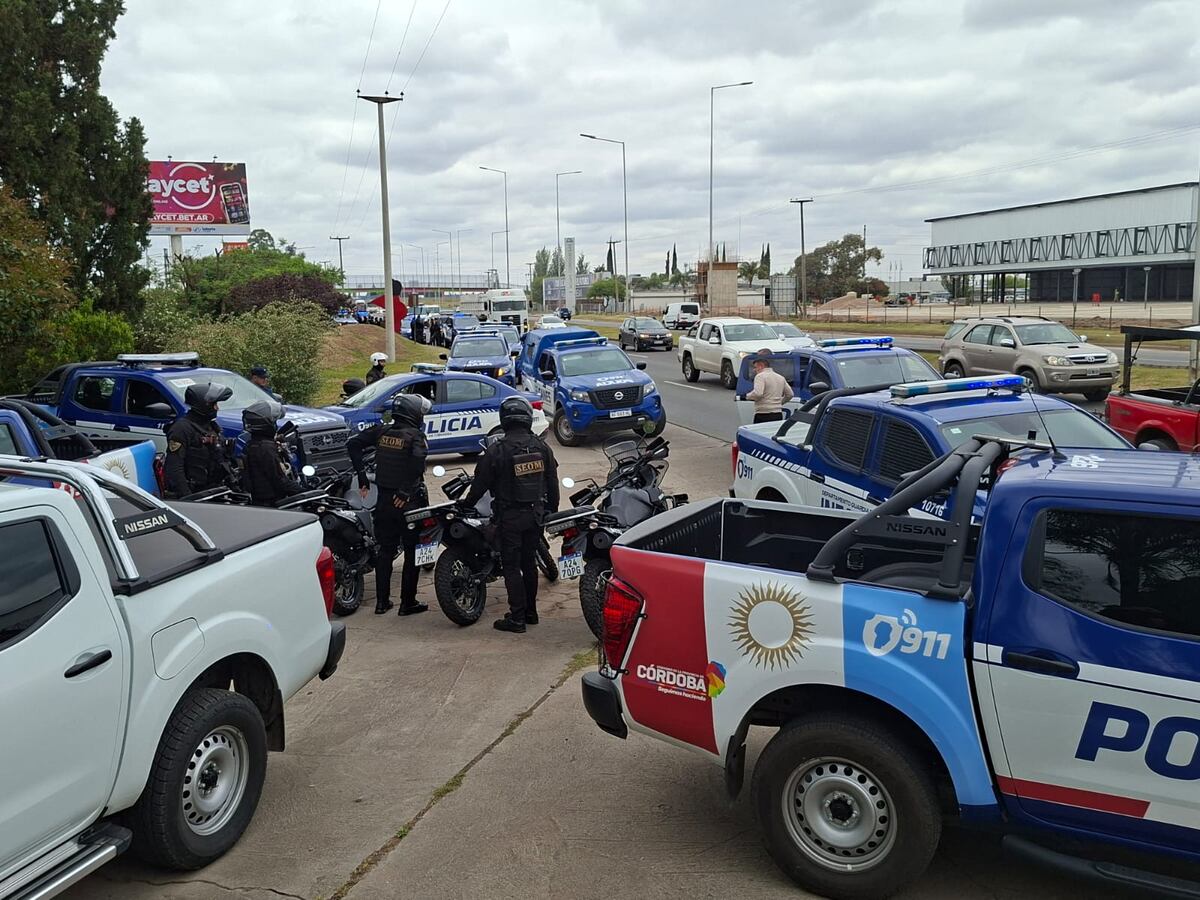 “Voy a sacar el arma”: el malentendido en un “telo” de Córdoba que terminó en un megaoperativo