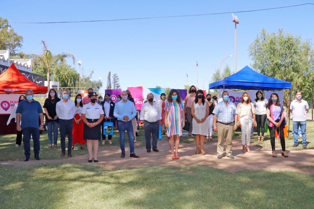 Presentación del Operativo Verano del programa Punto Mujer en Carlos Paz