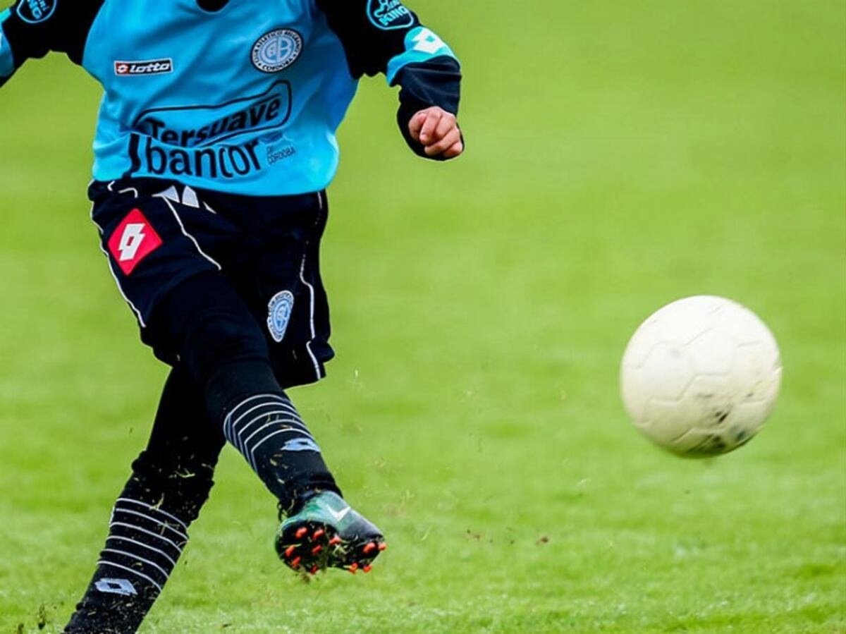 La Justicia obligó a Belgrano a otorgarle el pase a un niño que juega en inferiores