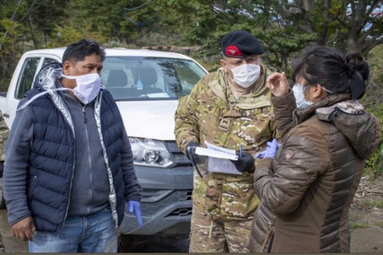 Al igual que las otras Fuerzas Armadas que despliegan su ayuda en el país, la Marina está presente en el Sur