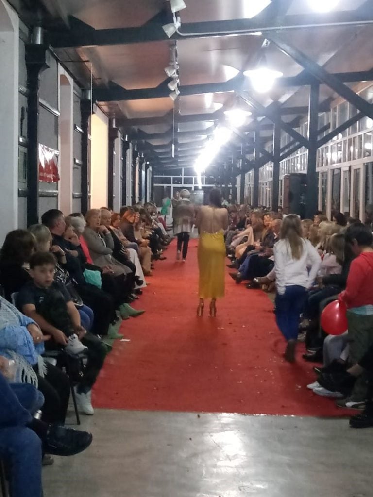 Fruti Moda Show (Facebook)