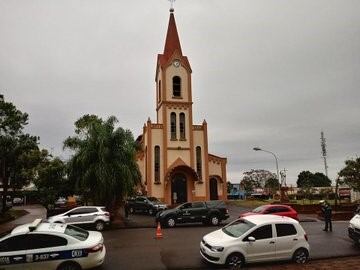 Parroquia San Pedro y San Pablo de Apóstoles. Imagen ilustrativa. En esta ciudad se registró el aislamiento de 20 personas luego de estar en contacto y circular por zonas de coronavirus.