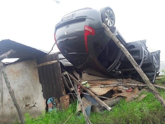 Coche volcado
Crédito: Bomberos Voluntarios Ceibas