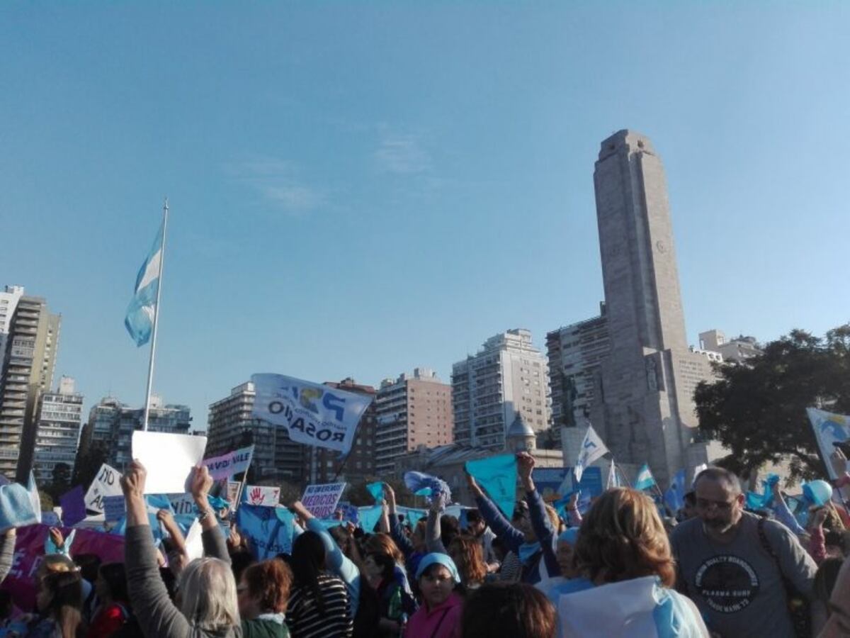 Con Granata presente, los sectores opositores al aborto legal se reunieron en Rosario