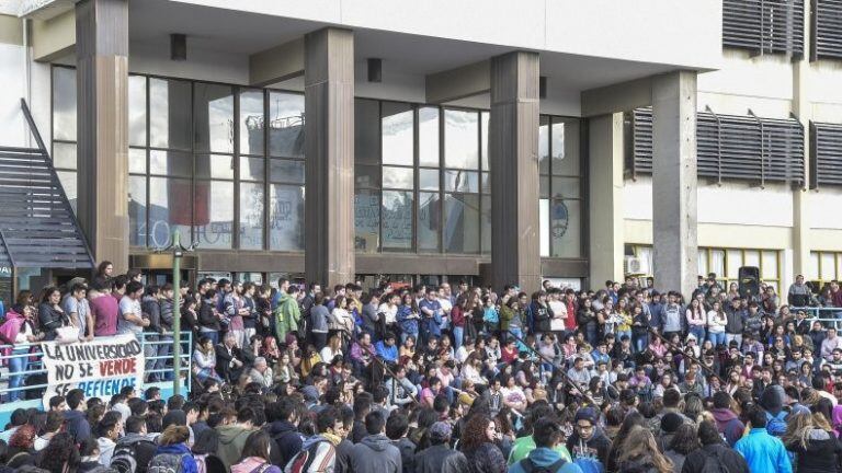 Los universitarios marcharán mañana.