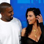 Kim Kardashian and Kanye West arrive at the 2016 MTV Video Music Awards in New York, U.S., August 28, 2016. REUTERS/Eduardo Munoz TPX IMAGES OF THE DAY      nueva york eeuu Kim Kardashian Kanye West entrega premios mtv 2016 a la musica premio a los video 