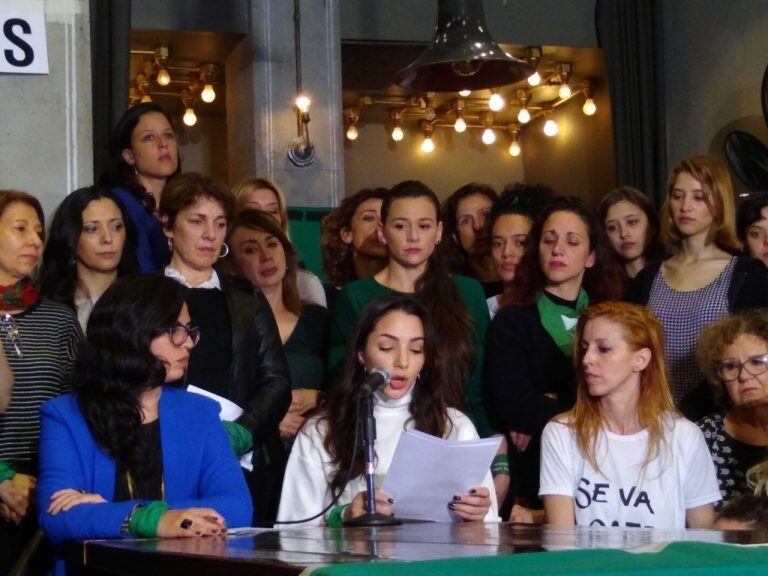 Conferencia de prensa de la actriz Thelma Fardin y el colectivo Actrices Argentinas. (Clarín)