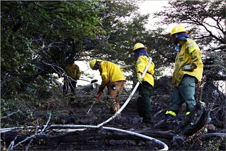 Foco de incendio en la zona norte del Parque Nacional Los Glaciares - localidad de El Chaltén