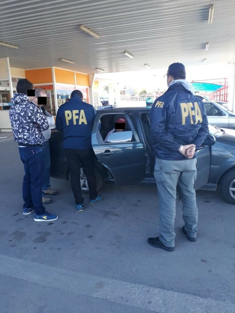 Detienen en Córdoba a un prófugo con un pedido de captura por homicidio agravado por el uso de arma.