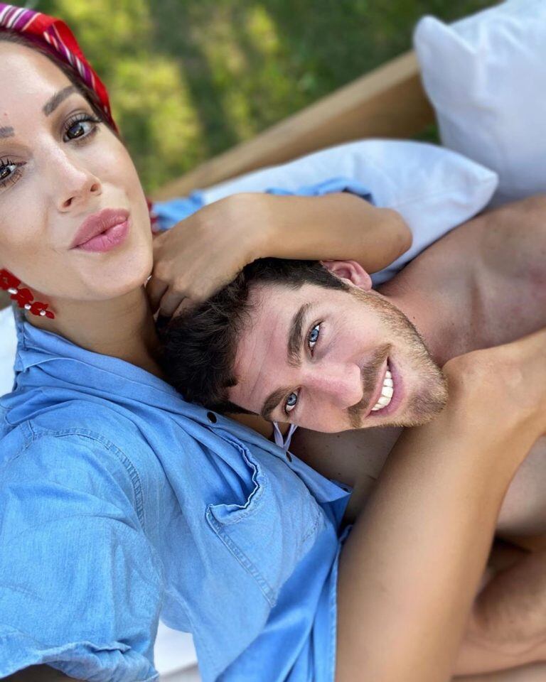 Noelia Marzol y Ramiro Arias