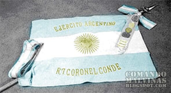 Histórica bandera de guerra que acompañó al Regimiento de Infantería Mecanizada 7 “Coronel Conde”