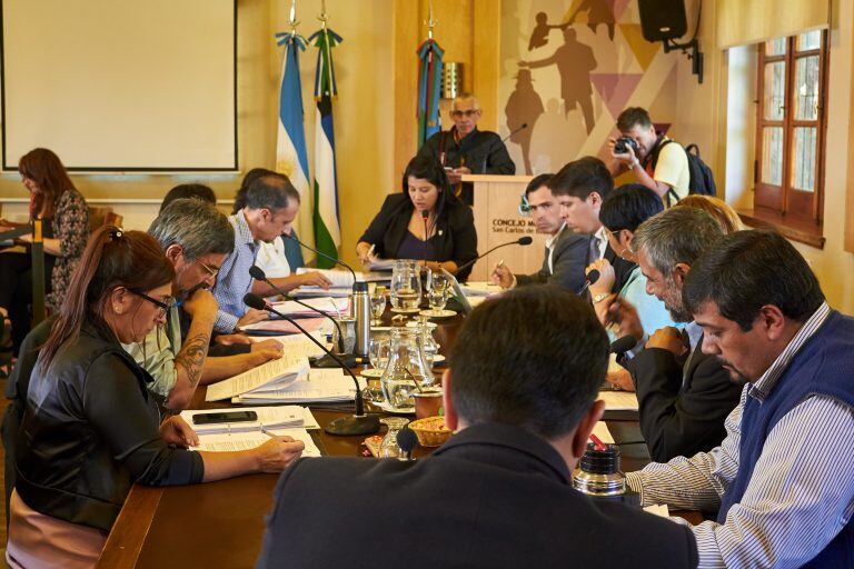 Primera sesión del Concejo Deliberante de Bariloche (web).