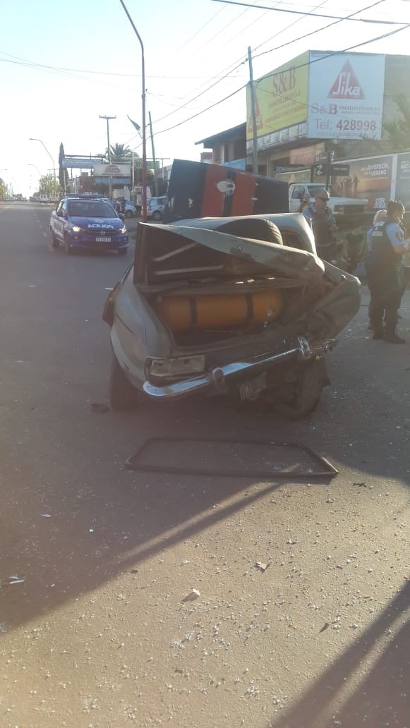 Auto afectado en el choque múltiple