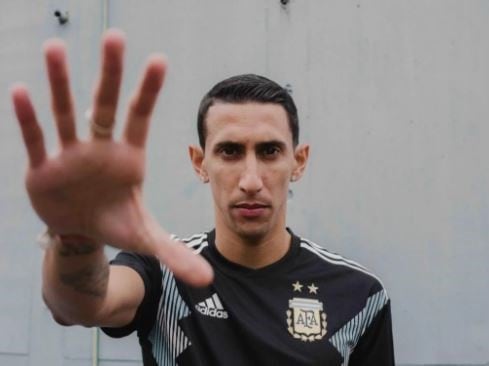 Ángel Di María, otro de los elegidos para el lanzamiento de la camiseta suplente que el seleccionado argentino vestirá en Rusia 2018.