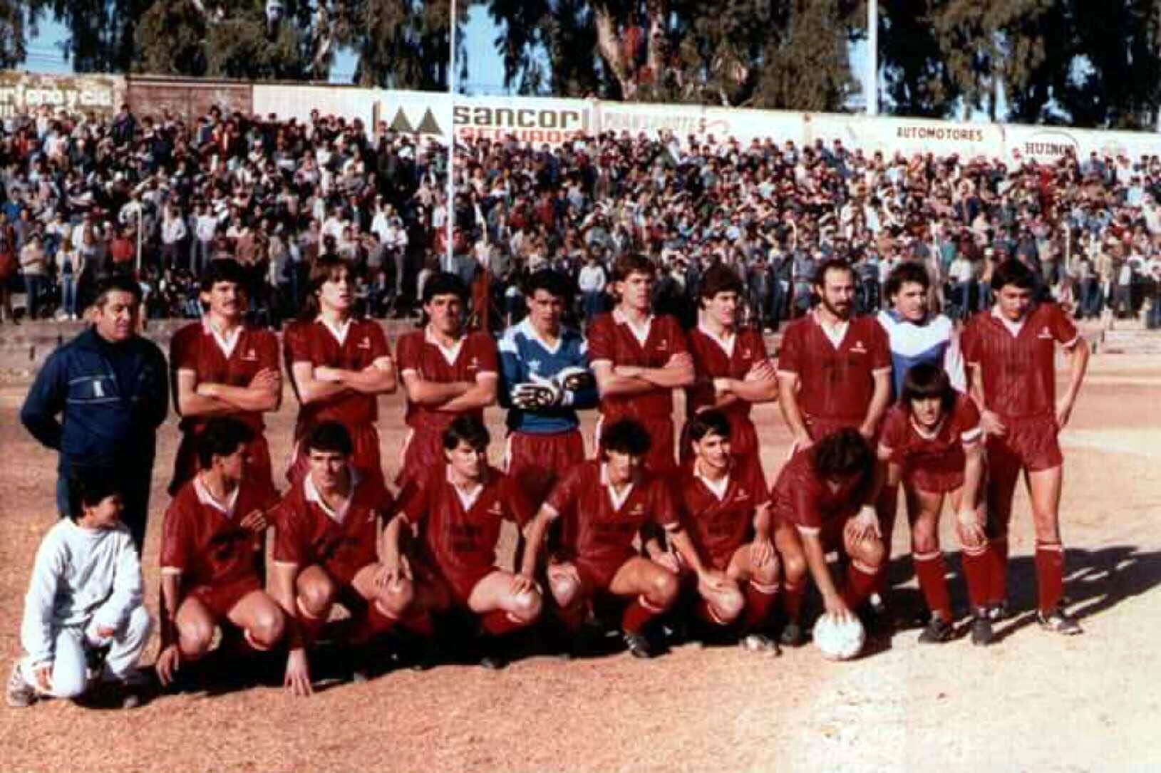 Luján Sport Club, equipos de la década '80 y '90.