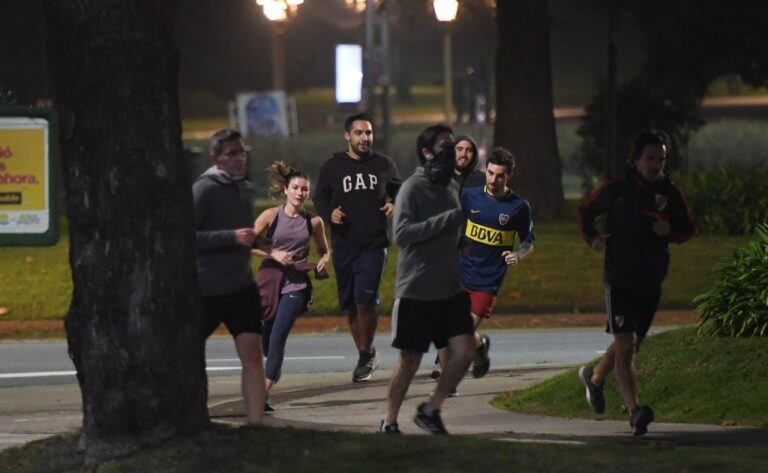 Ya se puede salir a correr en la Ciudad de Buenos Aires. (Foto: Clarín)