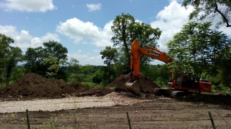 La comunidad de Los Paños esperan respuestas de las autoridades sobre la finalidad de las obras, la situación de factibilidad ambiental, estudios de impacto ambiental y el cumplimiento de los requisitos de participación ciudadana estipulados por ley.