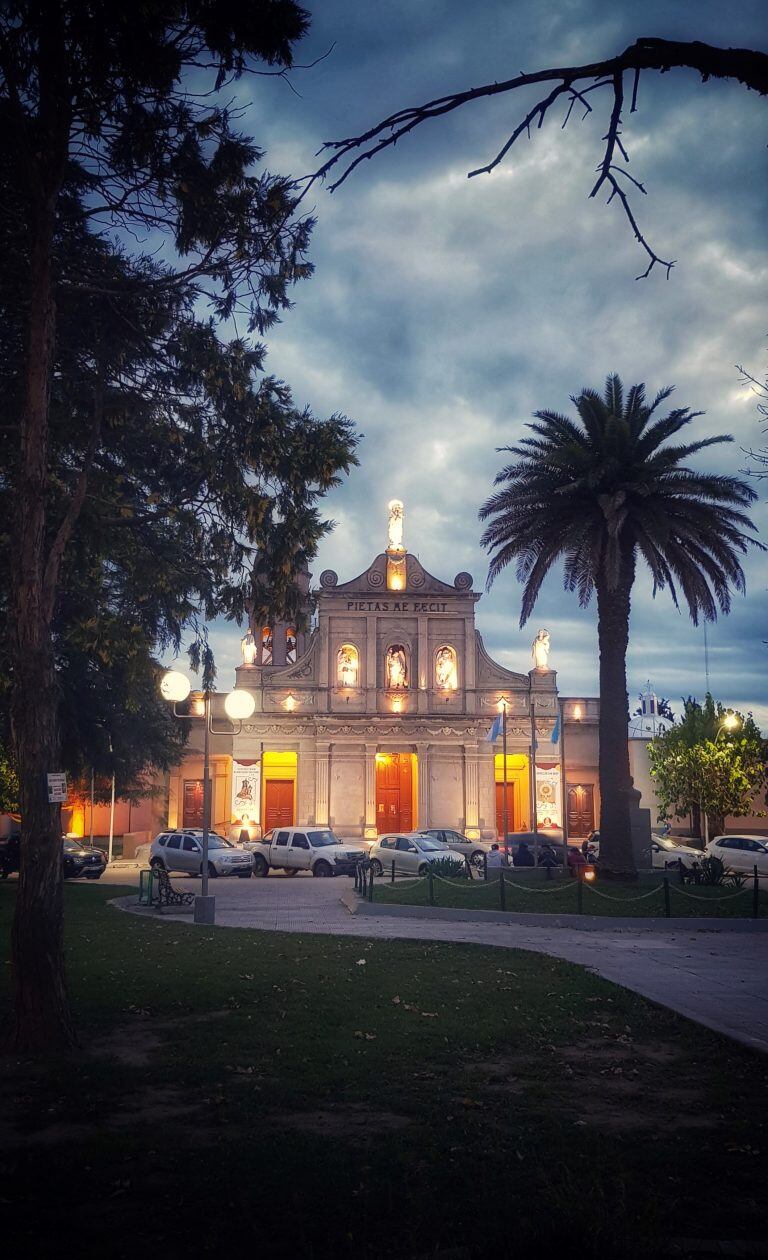 Algunas de las fotos que subió Carolina Guiñazú desde Sampacho.