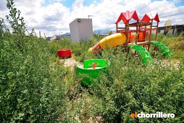 Jardines abandonados en San Luis.