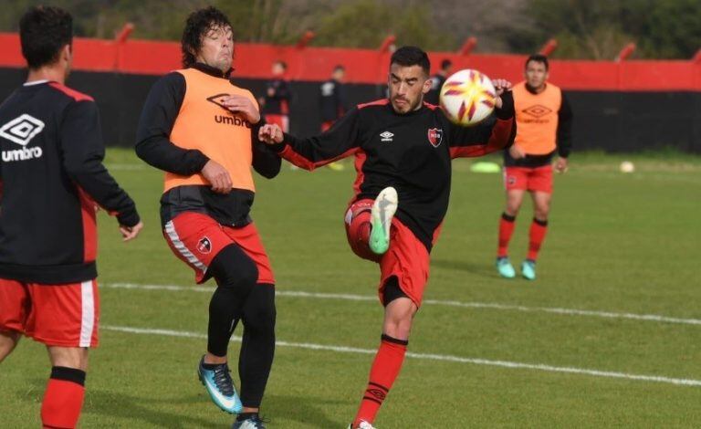 Newell's se prepara para recibir a Atlético Tucumán y Formica podría ir desde el arranque