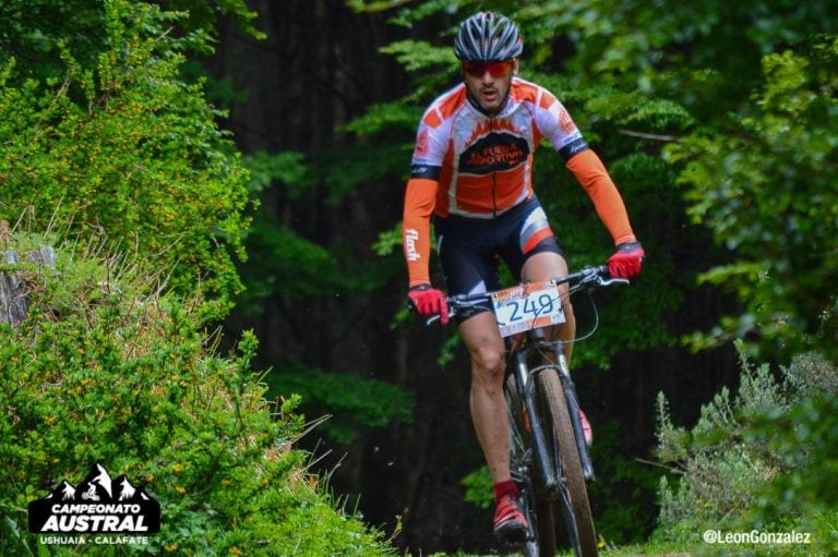 1º Fecha del Campeonato Austral de MTB - Ushuaia / Fotos: León González