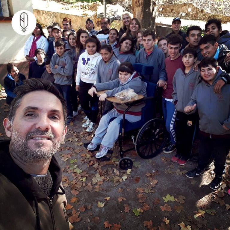 Fundación Mil Aves dio charlas sobre alimentación de aves en colegios.