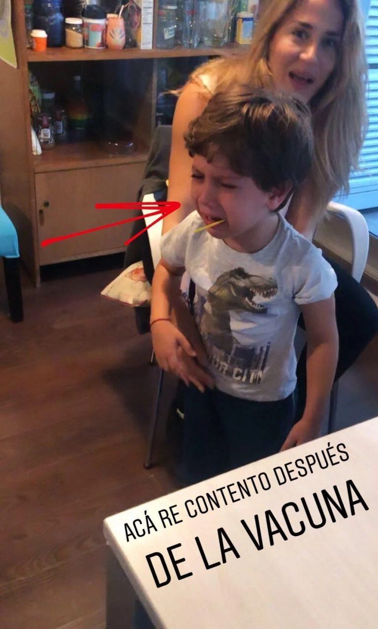 Momo y la vacuna de la fiebre amarilla (Instagram)