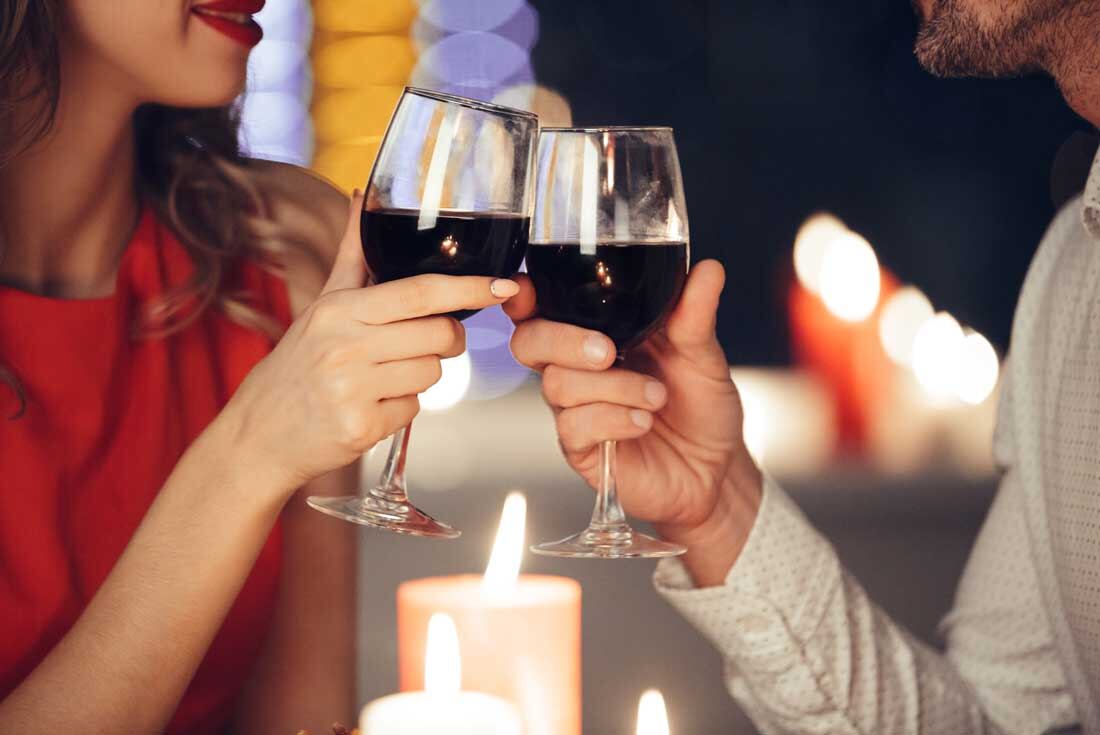 Una cena o alguna actividad al aire libre para disfrutar cuando quiera es una buena opción. (Foto: Freepik).