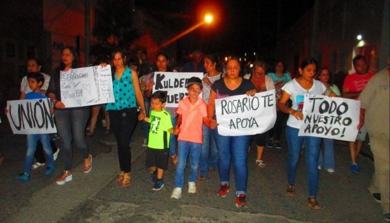 Marcha en apoyo al funcionario imputado. (El Tribuno)