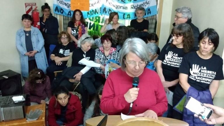 Los integrantes del “No a la Mina” argumentaron, entre otras cosas, que el HCD sancionó en años anteriores diversas ordenanzas que avalarían la postura que le exigen.