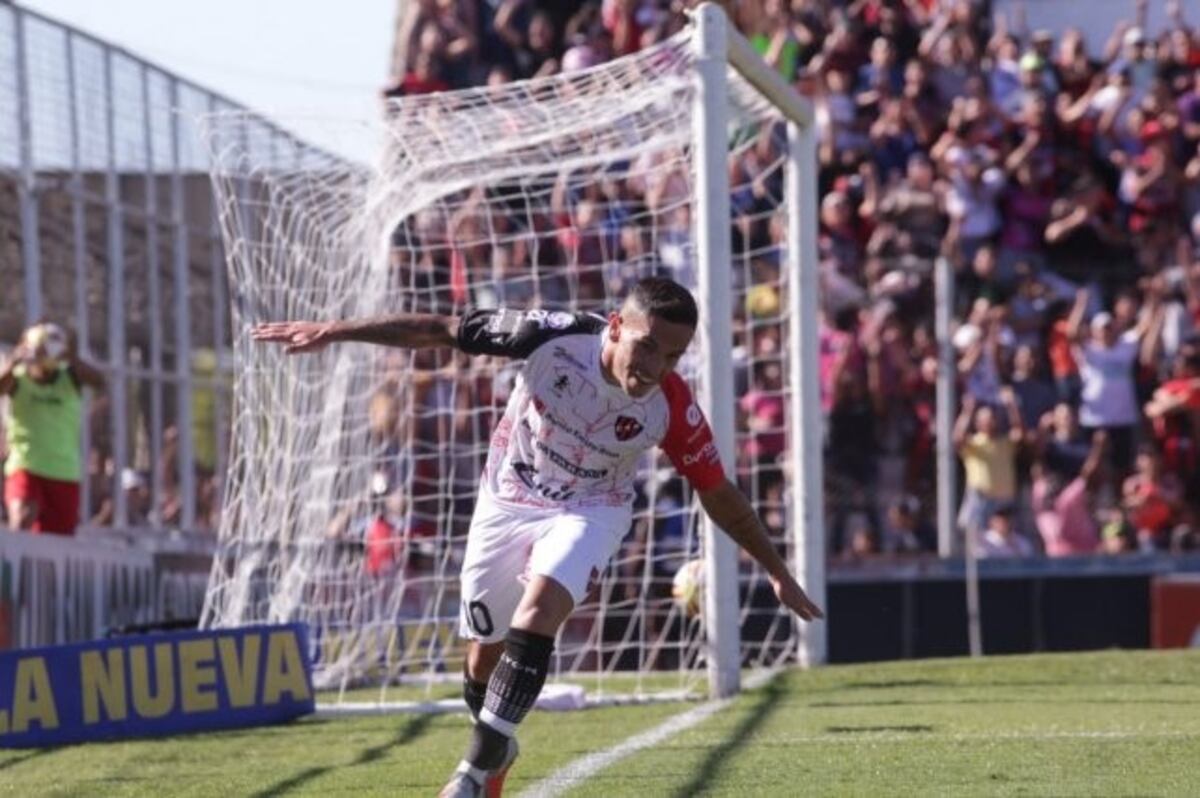 El golazo de Gabriel Carabajal para que Patronato siga en Primera