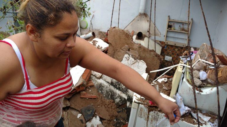 Tormenta en Córdoba: se derrumbó una casa en barrio San Salvador.