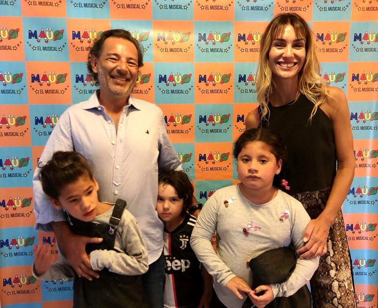 Fabián Vena junto a su familia