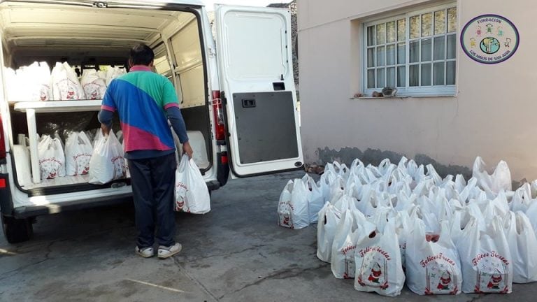 La Fundación Los Niños de San Juan llevó mercadería a la Puna (Facebook)