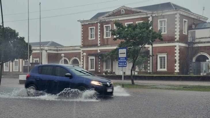 Lluvia en Posadas.